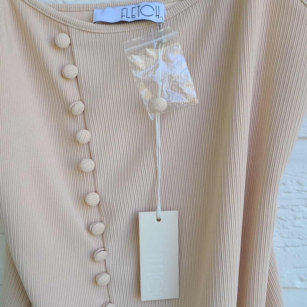 Dress - Picture 3 of 3